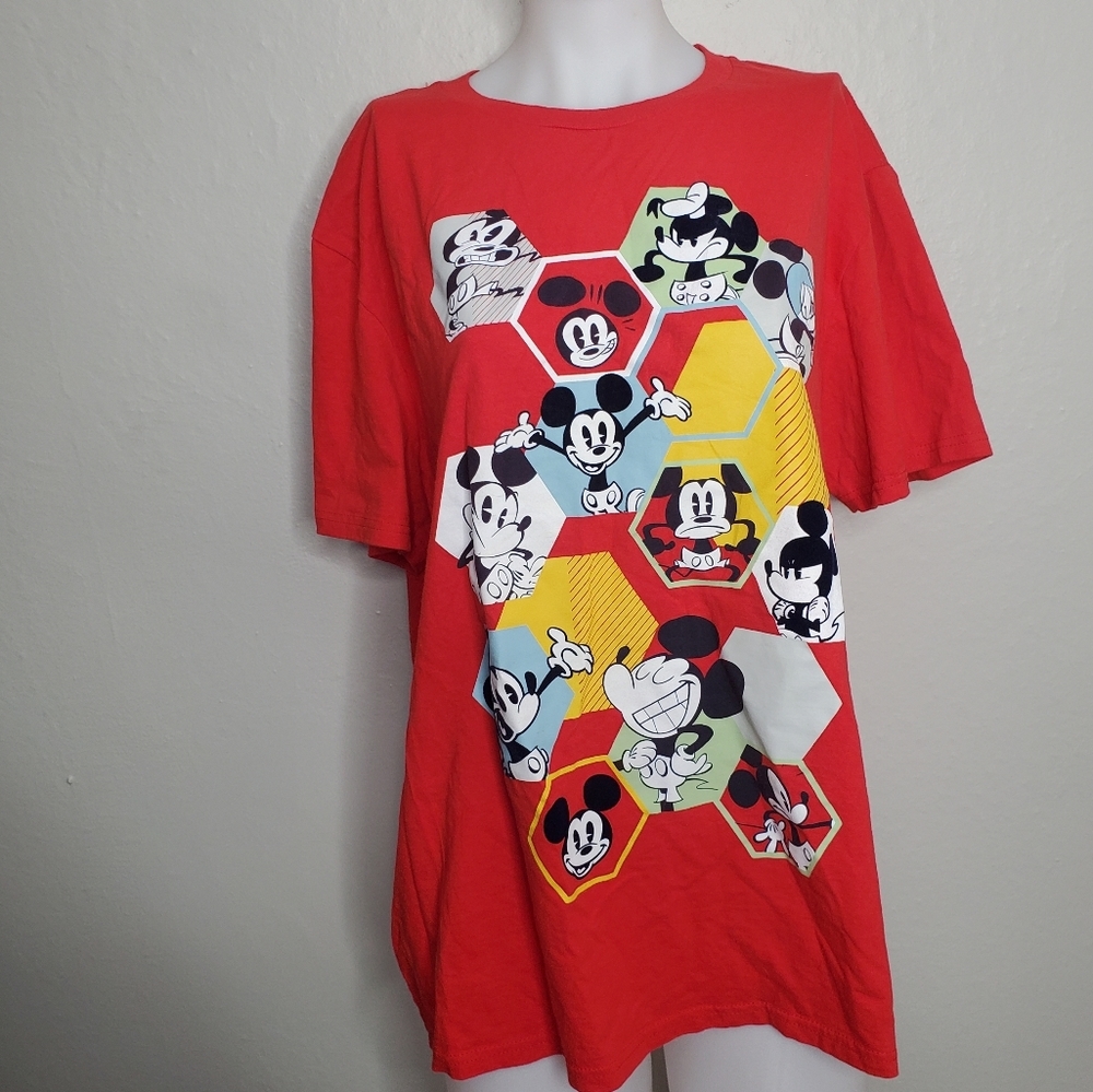 Disney || Red Mickey Mouse Tee Shirt Geometric Cartoon XL